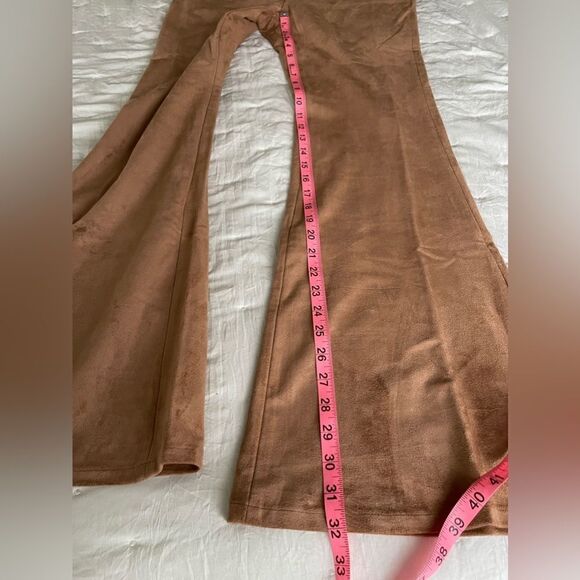 Sugar+Lips NWT wide leg high waisted faux suede pants Size medium - Picture 9 of 13